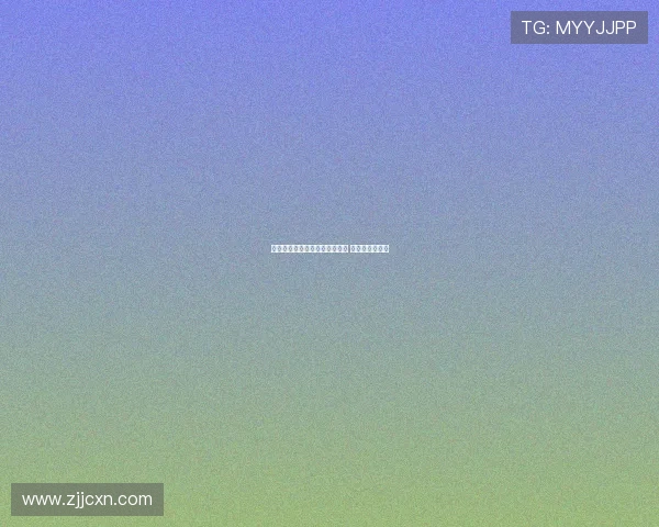 巴萨三名夏季新援捧甘伯杯合影 展现球队新气象